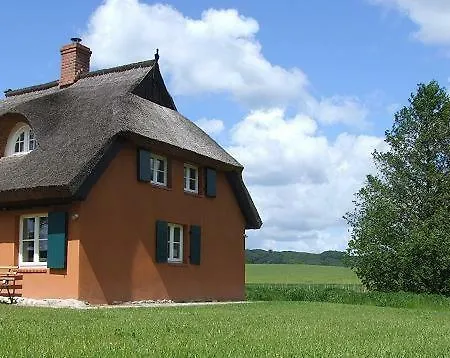Ferienhaus Diana Dom wakacyjny Lancken-Granitz